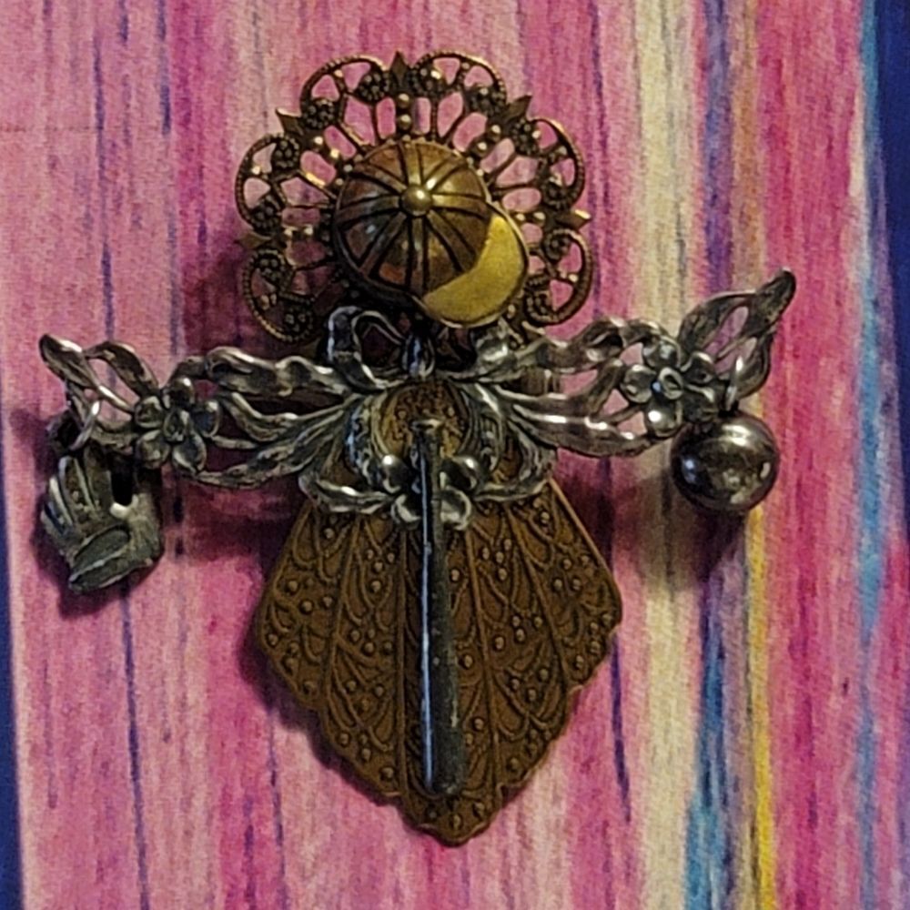 💍Baseball Angel Pin - Vintage Goldtone Ornate Baseball Themed Angel Brooch